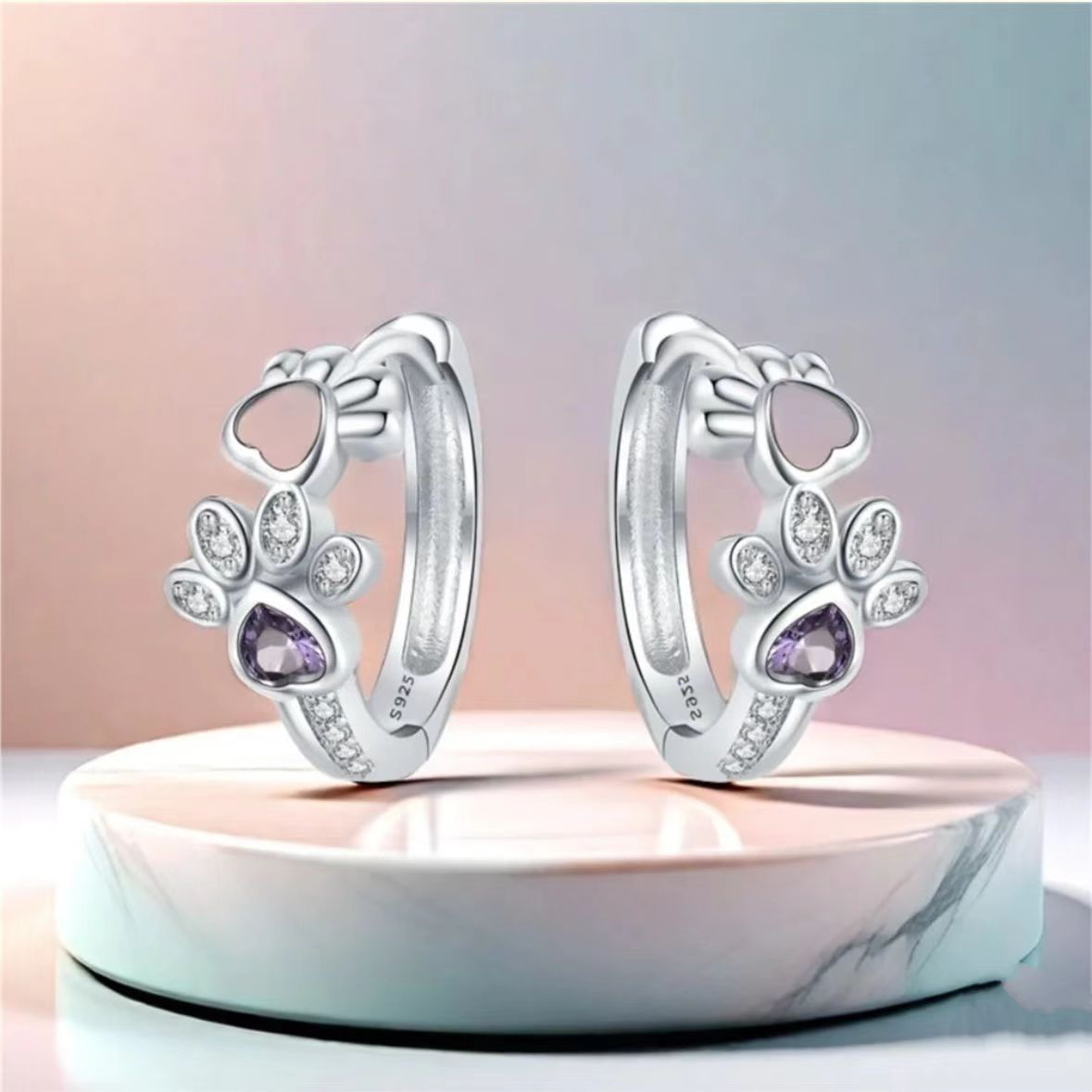 S925 Silver Cat's Paw Cute With Diamonds Ear Clip