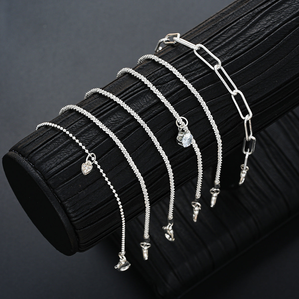 Personalized Graceful And Wild Special-interest Design Bracelet High-grade